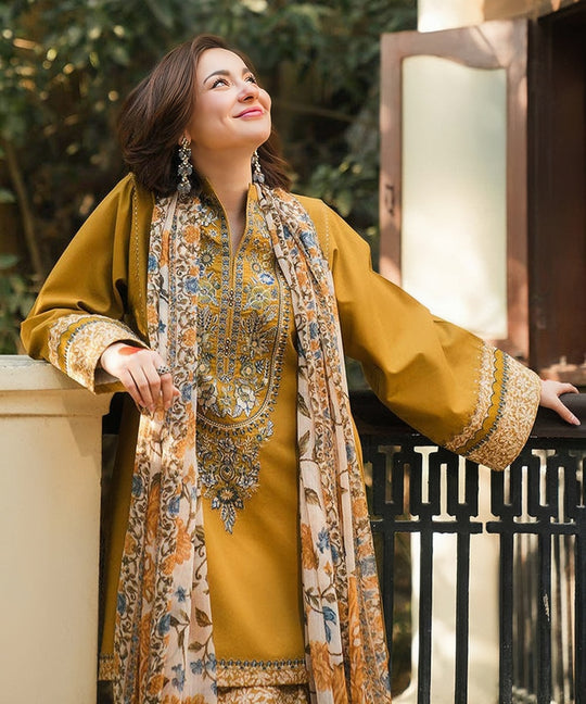 SAPPHIRE Summer Collection Premium Embroidered Lawn Unstitched 3 piece Suit
